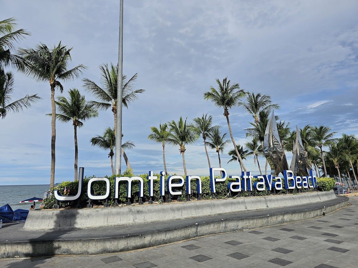 Jomtien Beach photo 3