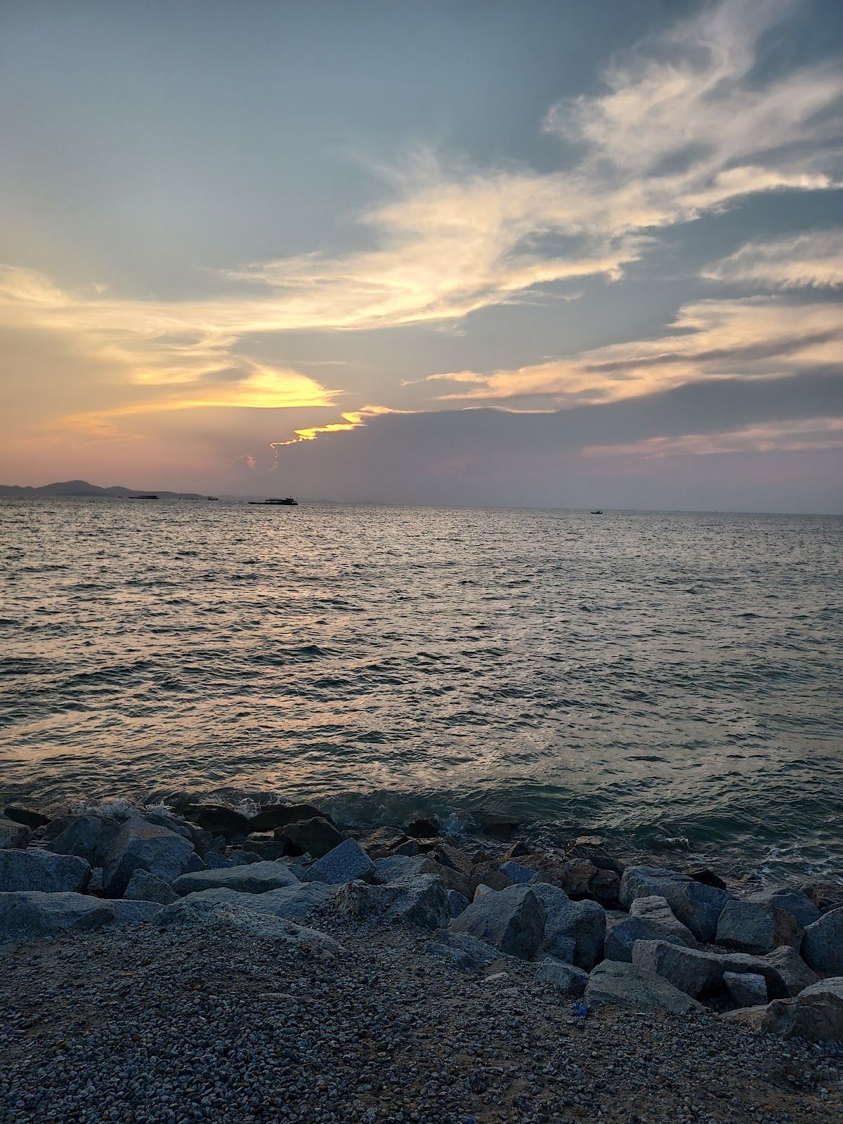North Pattaya Beach photo 2