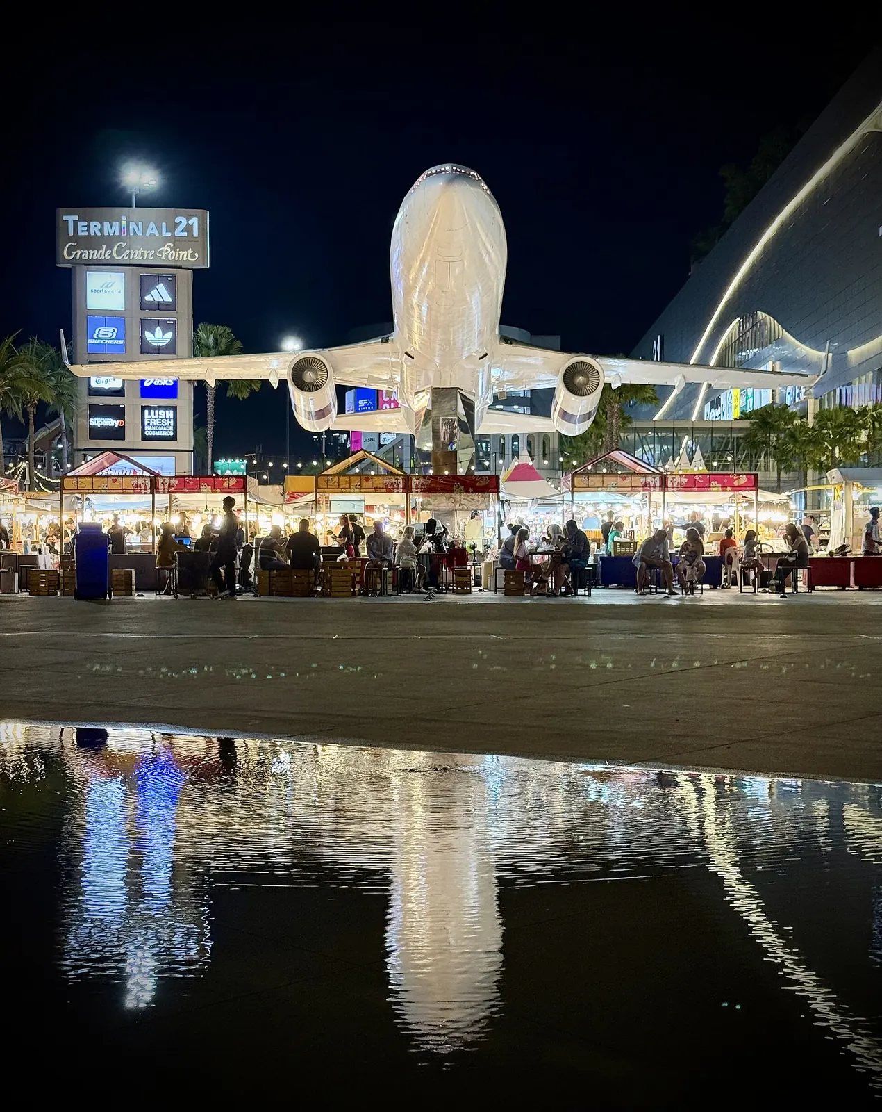 Stalls at the night market beside Terminal 21 in Pattaya
