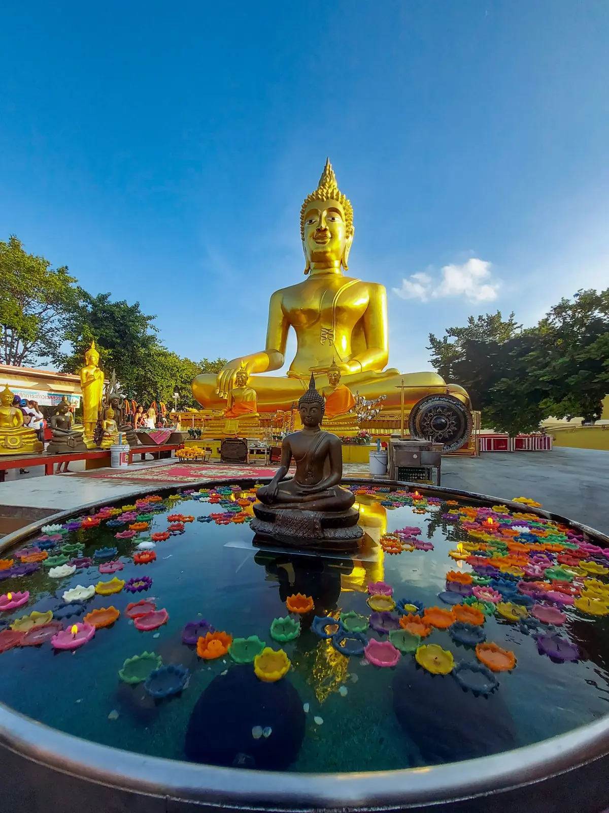 The golden Buddha at Wat Phra Yai on Pratumnak Hill